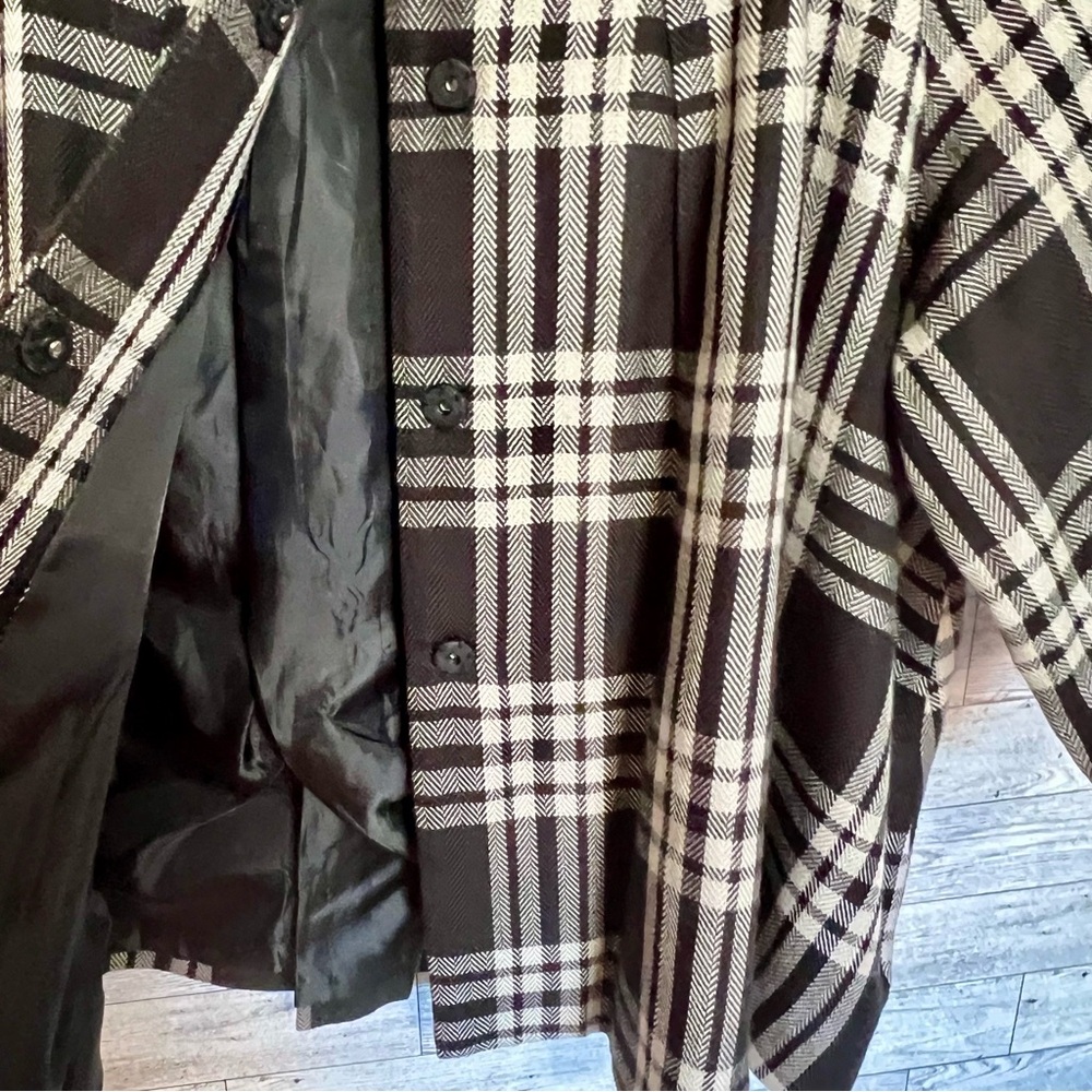 Black & White Plaid Jacket - Size 14 Covered Snap Buttons by New Directions - Picture 5 of 12